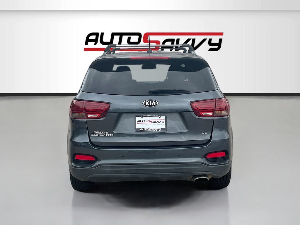 Used 2019 Kia Sorento S FWD image 6