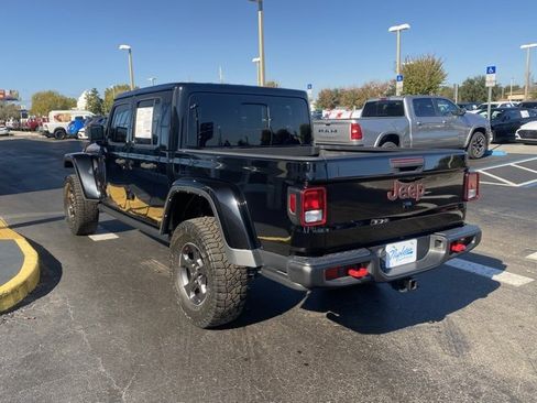 Used 2023 Jeep Gladiator Rubicon w/ Cold Weather Group image 6