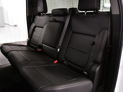 Used 2025 GMC Sierra 1500 SLT image 31