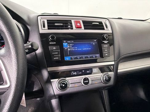 Used 2018 Subaru Outback 2.5i AWD/4WD image 13