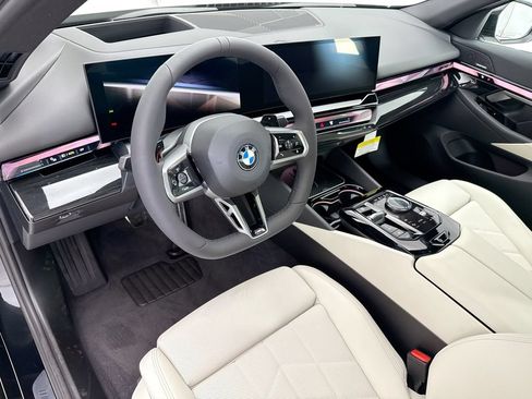New 2027 BMW 530i w/ M Sport Package RWD image 9