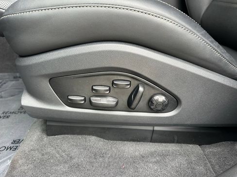 Certified 2024 Porsche Macan Turbo Electric w/ Premium Package AWD/4WD image 23