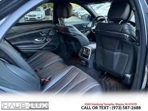 Used 2018 Mercedes-Benz S 560 4MATIC Sedan w/ AMG Line Exterior image 4