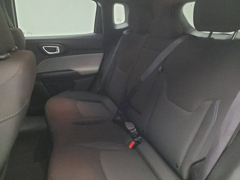 Used 2023 Jeep Compass Sport AWD/4WD image 18
