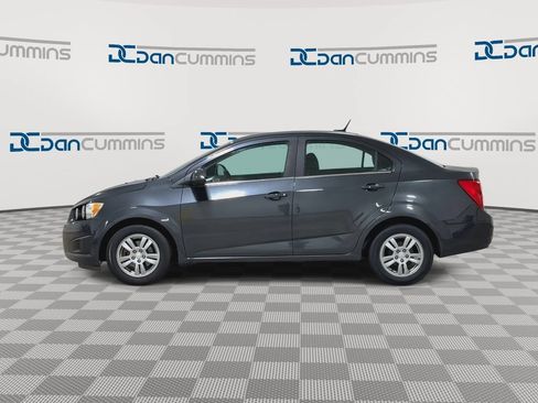 Used 2014 Chevrolet Sonic LT FWD image 5
