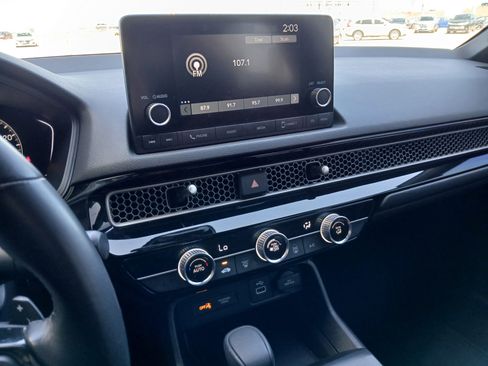 Used 2024 Honda Civic Sport image 11