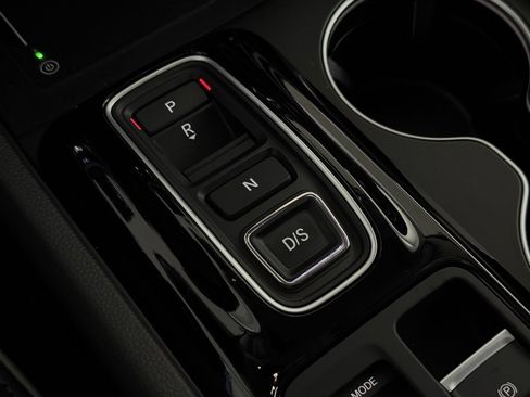 Used 2023 Honda Pilot Elite image 35