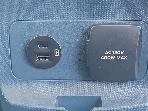 Certified 2023 Ford Maverick XLT w/ XLT Luxury Package image 25