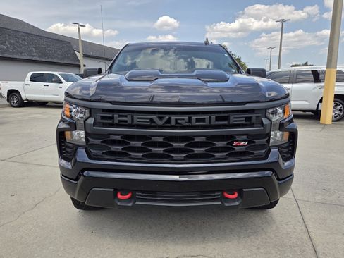 Used 2024 Chevrolet Silverado 1500 Custom Trail Boss AWD/4WD image 2