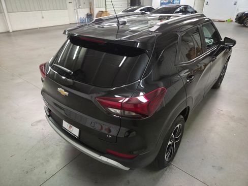 Used 2025 Chevrolet TrailBlazer LT AWD/4WD image 7