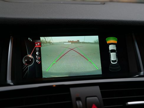 Used 2016 BMW X4 xDrive28i image 17