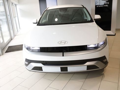 New 2026 Hyundai Ioniq 5 SEL image 11