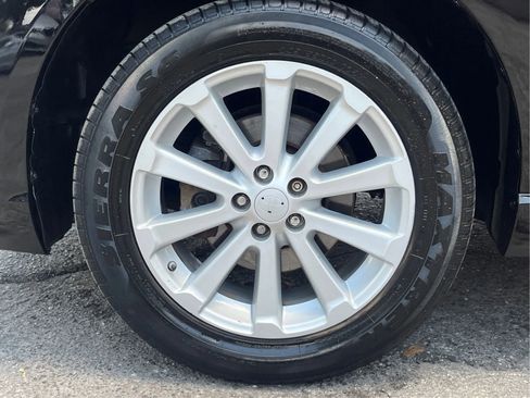Used 2012 Toyota Venza XLE AWD/4WD image 10