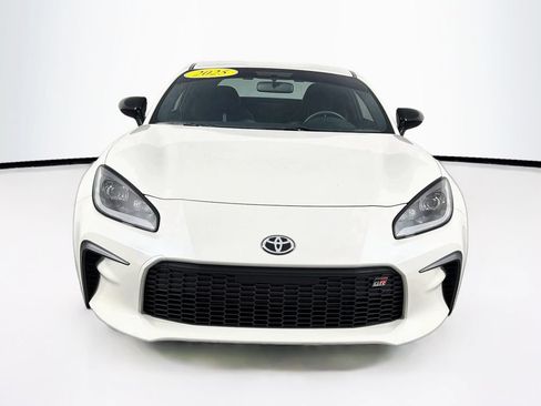 Used 2025 Toyota GR86 Premium w/ Performance Package RWD image 2