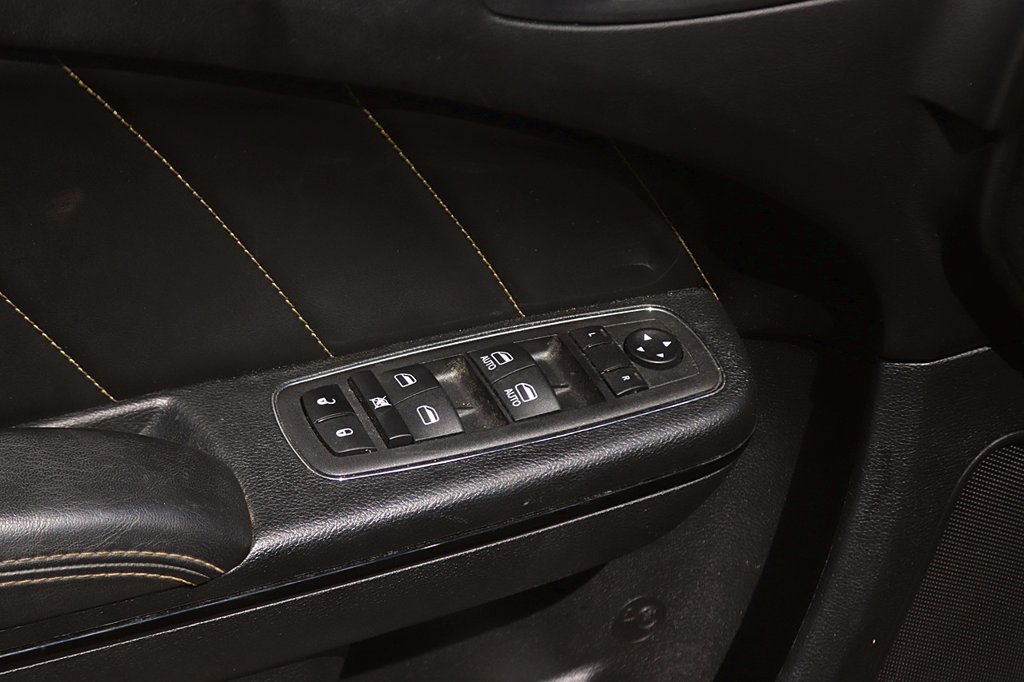 Used 2023 Dodge Charger Scat Pack RWD image 13