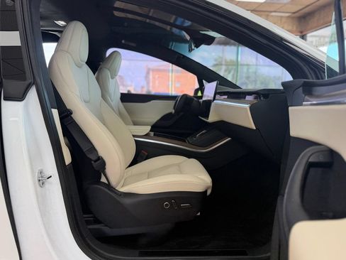 Used 2023 Tesla Model X AWD/4WD image 20