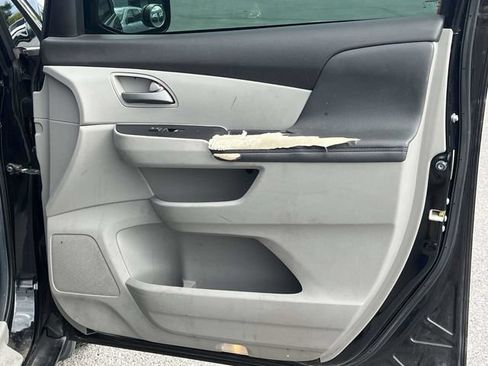 Used 2013 Honda Odyssey EX image 24