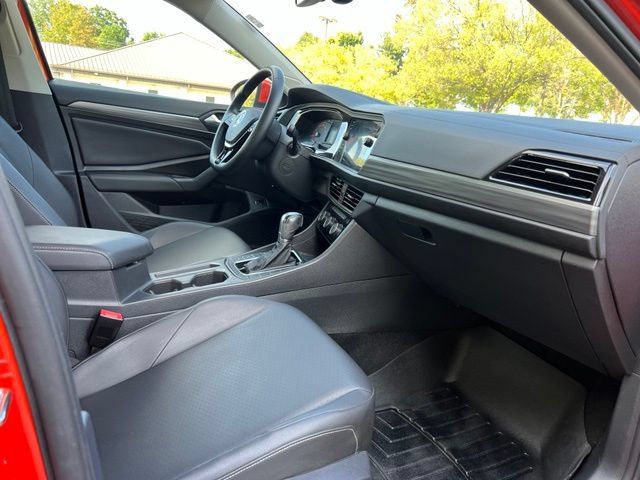 Used 2019 Volkswagen Jetta SEL FWD image 23
