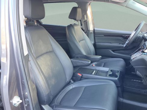 Used 2023 Honda Odyssey Touring image 19