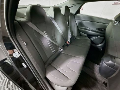 Certified 2025 Hyundai Elantra Sport w/ Cargo Package image 28