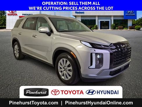 Used 2025 Hyundai Palisade SEL FWD image 1