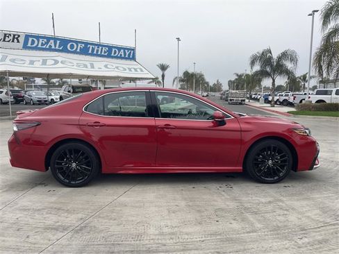 Used 2023 Toyota Camry XSE image 9