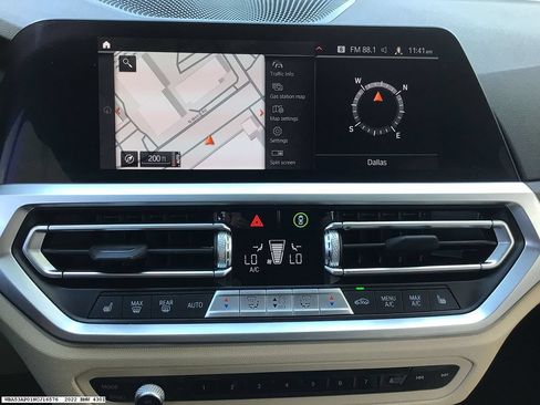 Used 2022 BMW 430i Coupe w/ Convenience Package RWD image 17