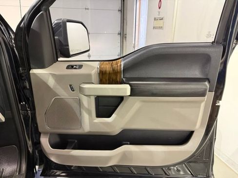 Used 2018 Ford F150 Lariat AWD/4WD image 26