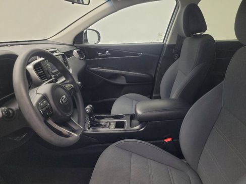 Used 2016 Kia Sorento FWD image 17