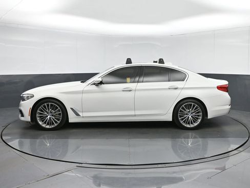 Used 2018 BMW 540i xDrive AWD/4WD image 4