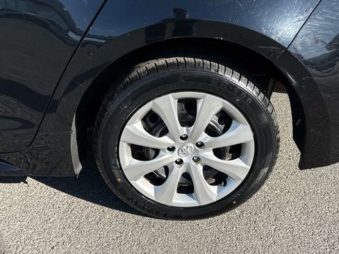 Used 2024 Toyota Corolla LE FWD image 7