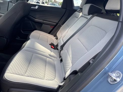 Used 2023 Ford Escape Active w/ Tech Pack #2 AWD/4WD image 10