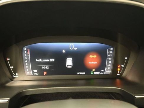 Certified 2026 Honda Pilot Touring image 9