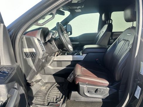 Used 2017 Ford F250 Platinum w/ Platinum Ultimate Package image 8