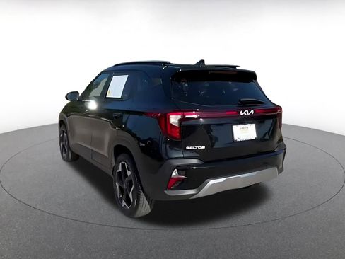 Used 2025 Kia Seltos S image 11