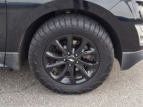 Used 2018 Chevrolet Equinox LT image 26