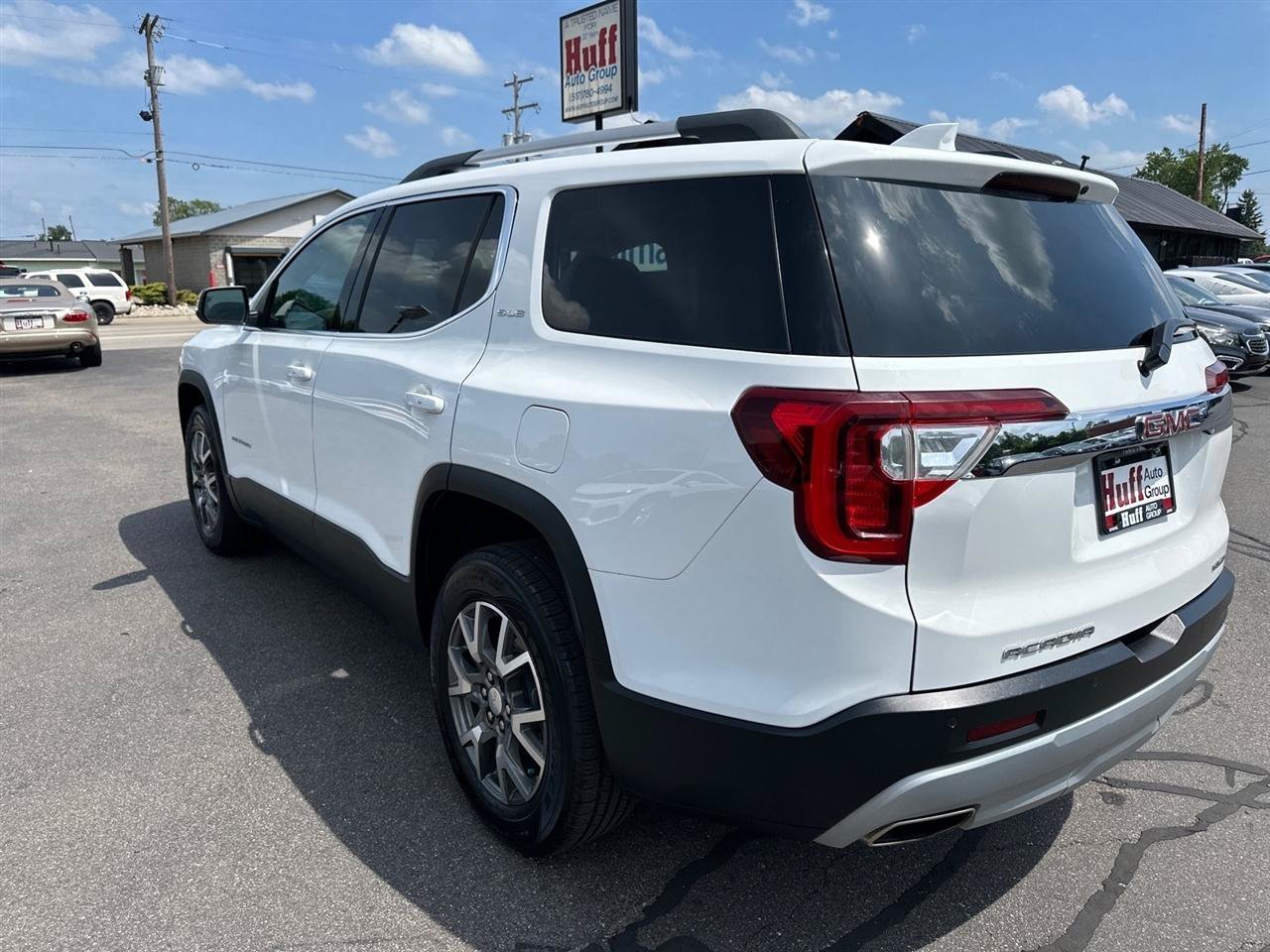 Used 2023 GMC Acadia SLE w/ Driver Convenience Package AWD/4WD image 5