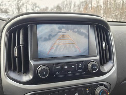 Used 2016 Chevrolet Colorado LT w/ LT Convenience Package image 14