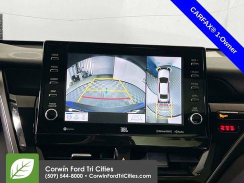 Used 2024 Toyota Camry XSE w/ Navigation Package image 20