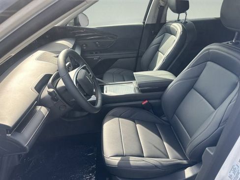 New 2026 Lincoln Nautilus Premier w/ Equipment Group 102A AWD/4WD image 9