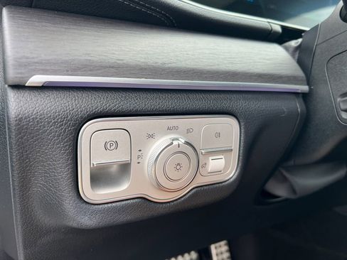Used 2020 Mercedes-Benz GLS 580 4MATIC image 33