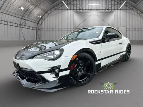 Used 2017 Toyota 86 860 Special Edition RWD image 39