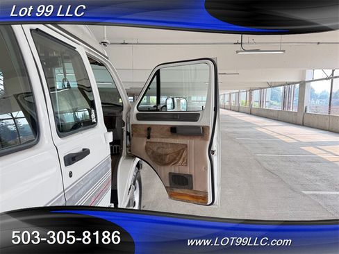 Used 1996 Dodge B2500 RWD image 41