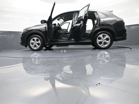 Certified 2023 Honda HR-V LX image 47