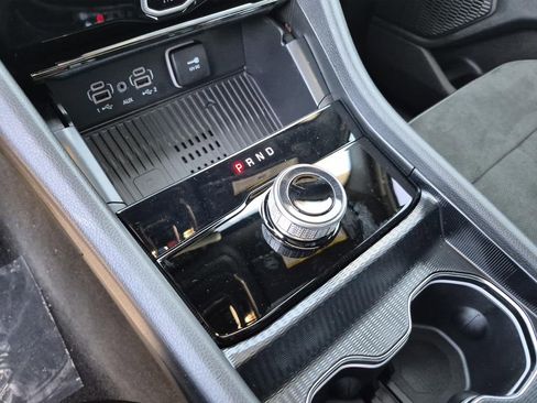 New 2026 Jeep Grand Cherokee L 2WD image 25