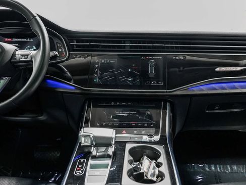Used 2023 Audi Q8 Premium Plus AWD/4WD image 13