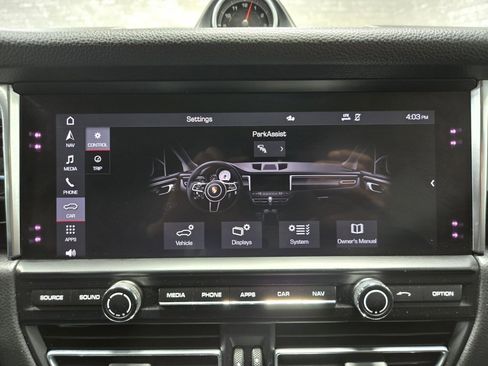 Used 2021 Porsche Macan S image 26