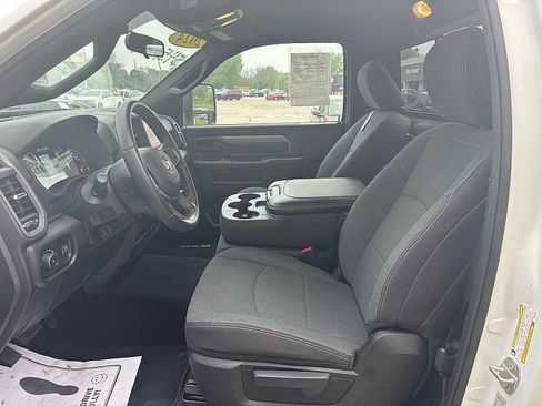 Used 2024 RAM 2500 Tradesman w/ Chrome Appearance Group AWD/4WD image 79