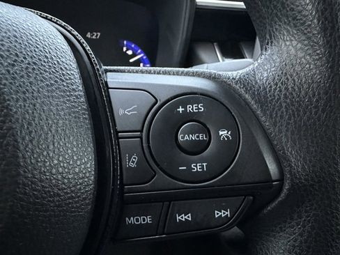 Used 2021 Toyota Corolla LE image 16