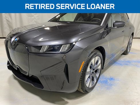 Used 2026 BMW iX xDrive45 image 1